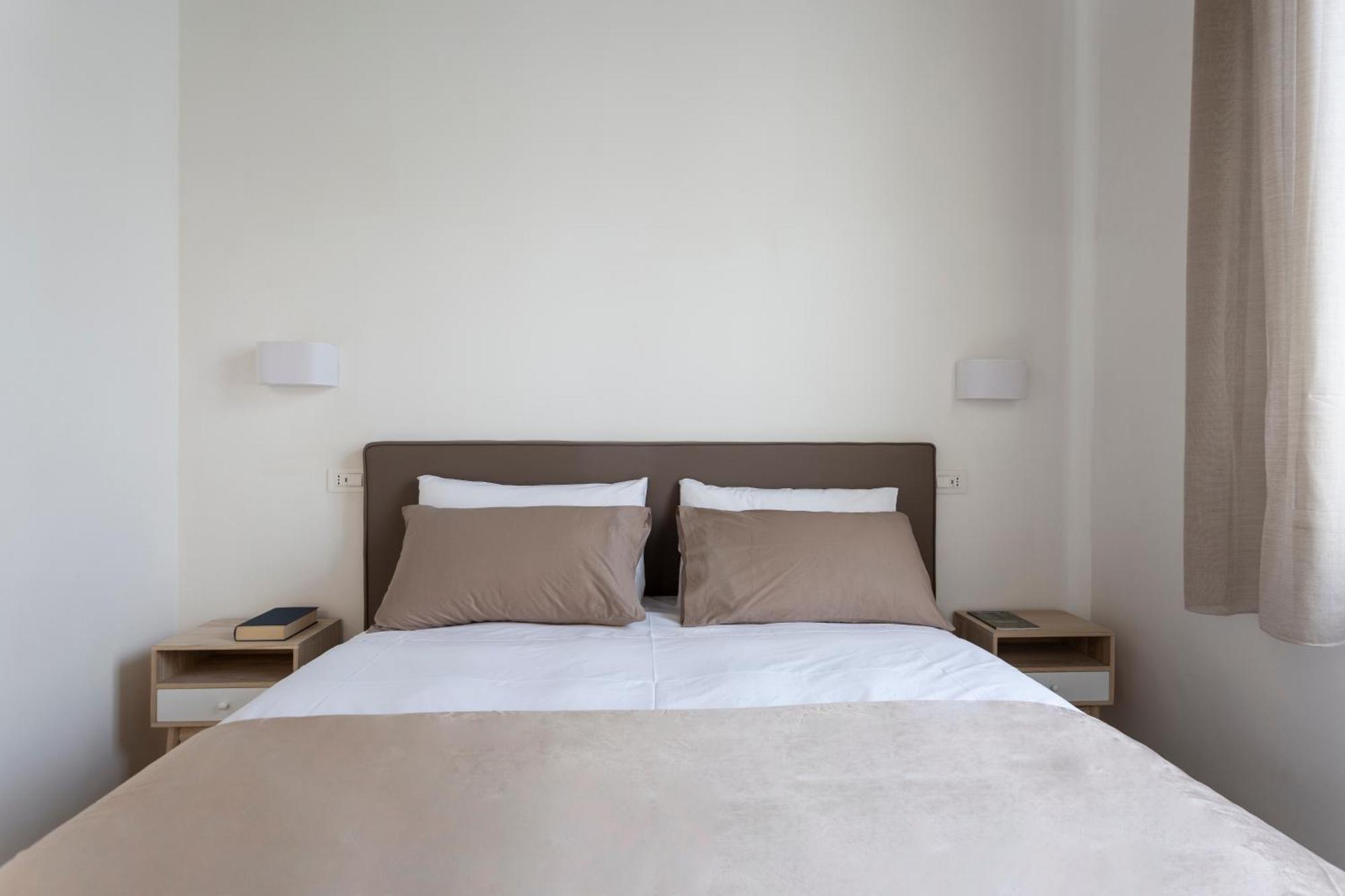 Residenza 33 Hotel Наполи Екстериор снимка